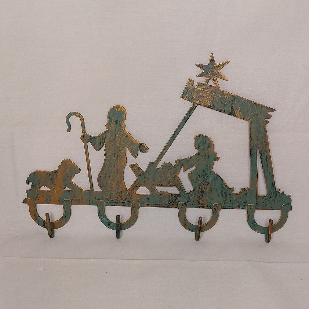 Vintage Nativity Scene Wall Hook in Green and Brown